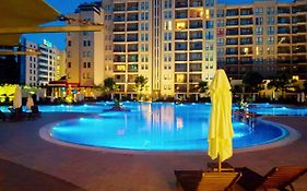 Cozy Apartment In Barcelo Royal Beach Hotel *****