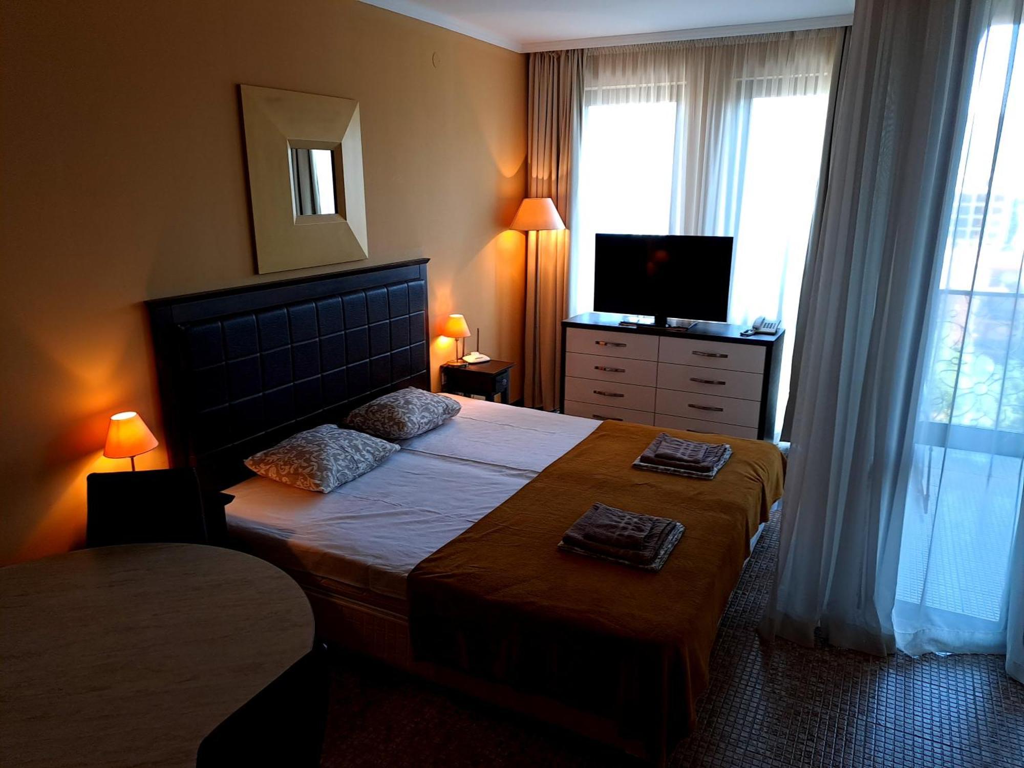 Cozy Apartment In Barcelo Royal Beach Hotel ***** Sunny Beach Exterior foto